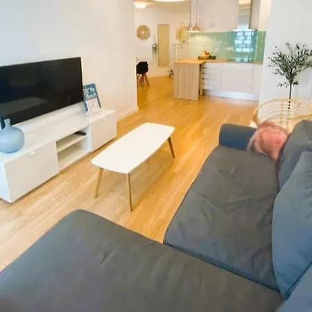 Vidaluz Con Parking Apartment